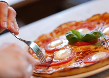 Wpływ jedzenia na psychikę – co mówią badania?