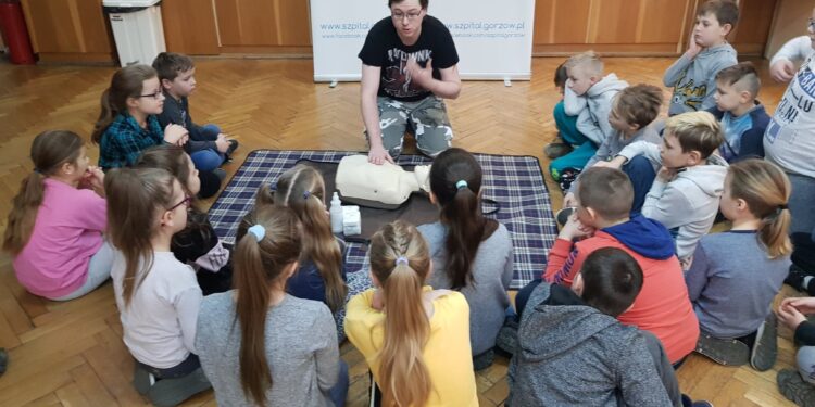 Lekcja pierwszej pomocy