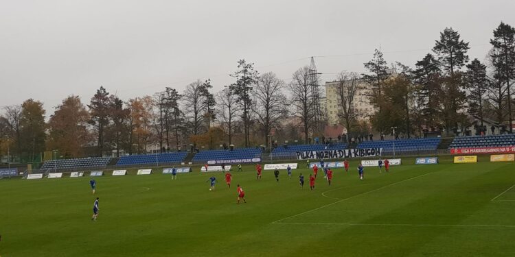 Trzecie podejście do pierwszego sparingu Stilonu a jakie ruchy w zespole?