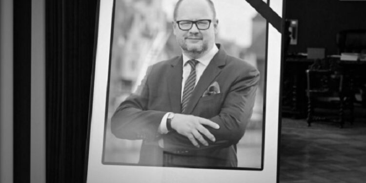 Pomysł upamiętnienia P. Adamowicza wzbudza kontrowersje