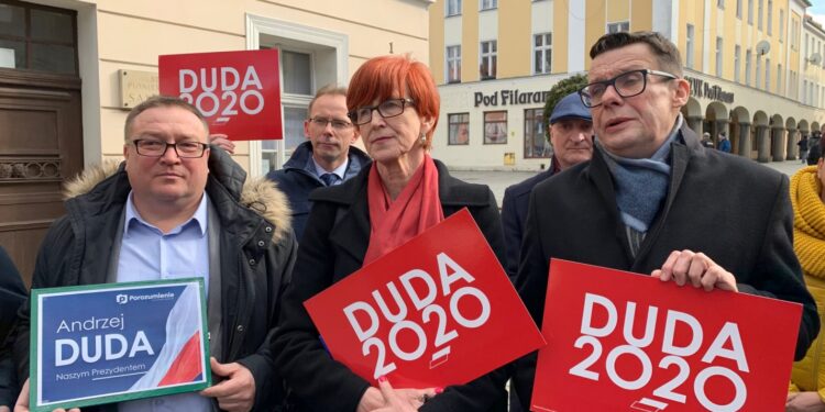 Kampania prezydencka: Lubuski PiS chce zebrać 50 tys. podpisów