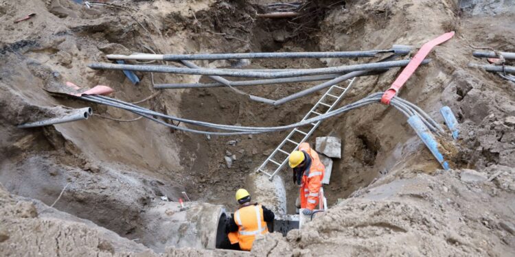 To nie żart. Ul.Sikorskiego jeszcze później [GALERIA]