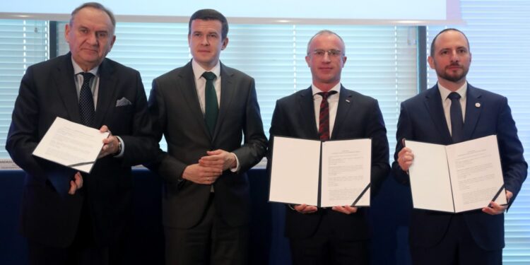 Trójstronne porozumienie antydopingowe podpisano w Warszawie