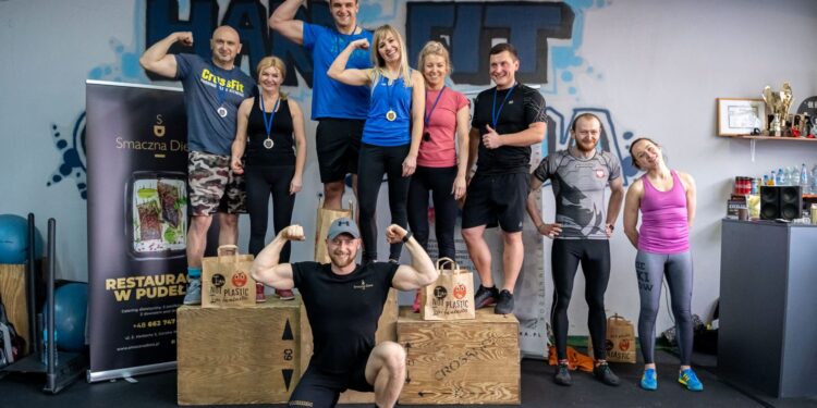 Zawody crossfitowe w Hard-Fit Cross Dziupli