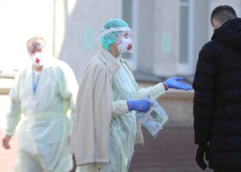 Aż 7 nowych przypadków koronawirusa