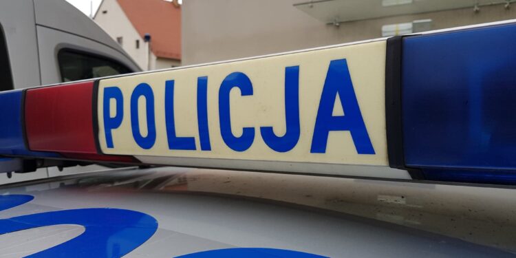 Policja: Nie będzie żadnej tolerancji dla nieprzestrzegających kwarantanny