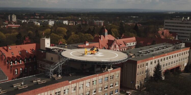 Poprawia się stan pacjenta z koronawirusem