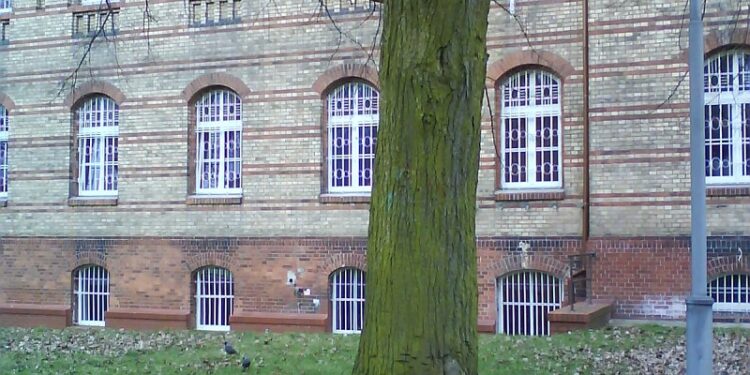 Przy ul. Walczaka powstaje szpital zakaźny