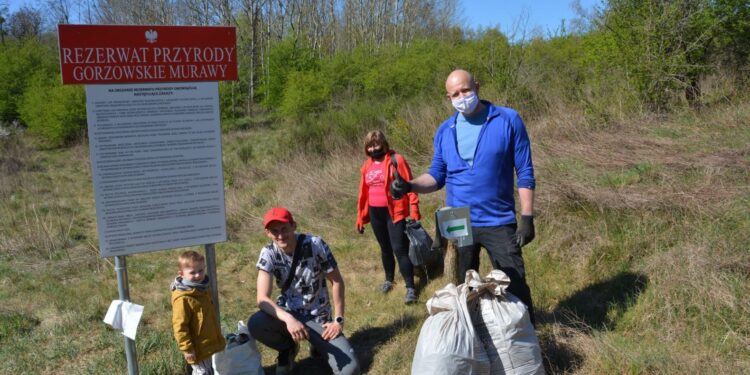 Posprzątajmy Gorzowskie Murawy – one nas potrzebują!