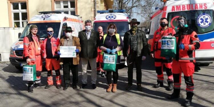 Maseczki ochronne od lubuskich myśliwych