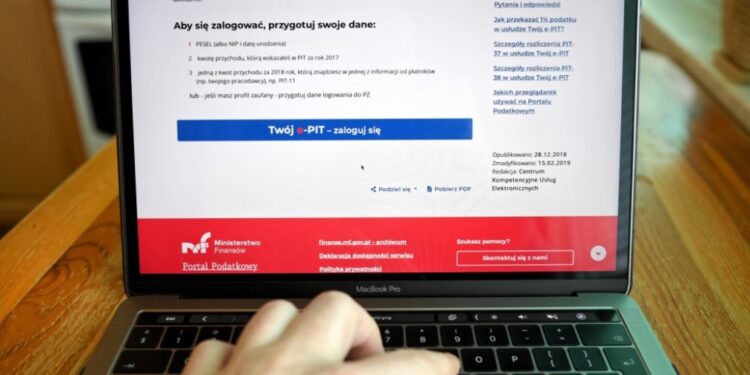 Więcej czasu na rozliczenie PIT