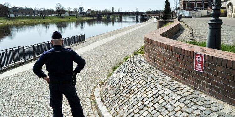 Policja podsumowuje pierwszy dzień świąt