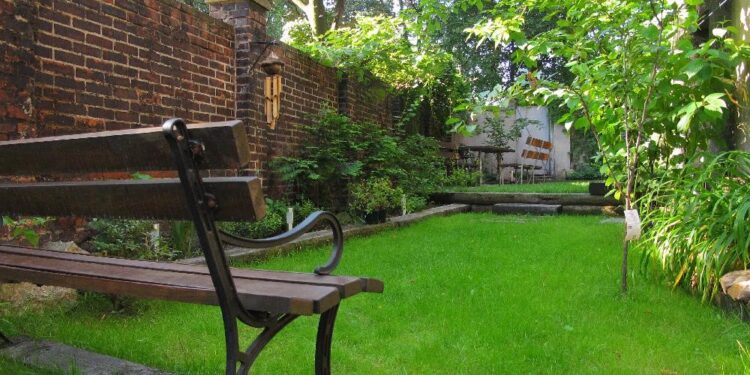 Zielona ławeczka dla gorzowian