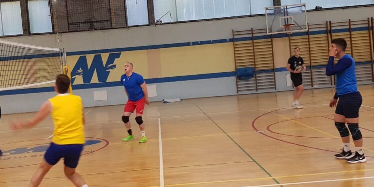 SKS testuje szeroko i czeka na „glejt” od związku