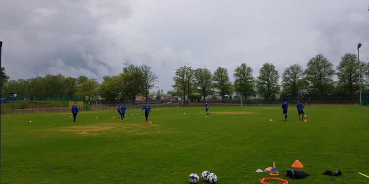 Stilon już pracuje „szóstkami”