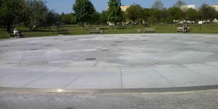 Wody w fontannach na razie nie będzie