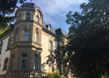 Na spacer do muzealnego ogrodu od 6 maja