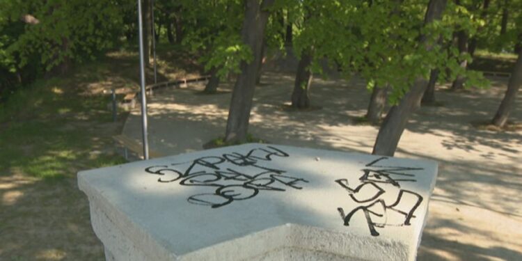 Wandale w parku Siemiradzkiego