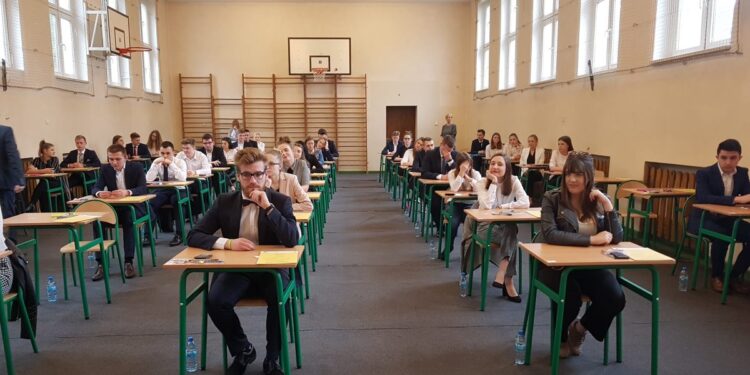 W poniedziałek ruszają matury