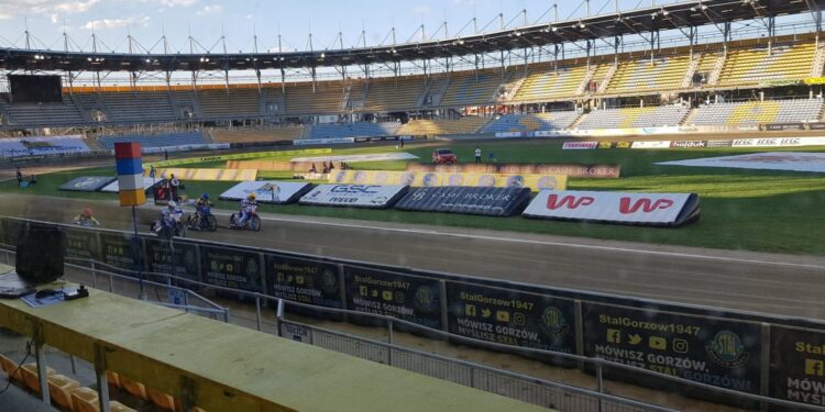 Porażka gorzowskich żużlowców z mistrzami kraju