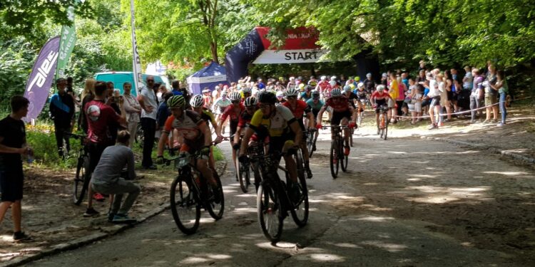 Gil poza konkurencją