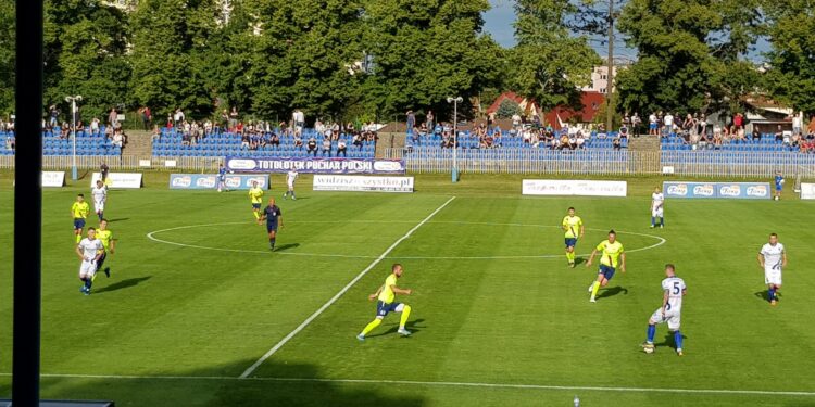 Radość Warty, wielki niedosyt Stilonu: derby dla trzecioligowca