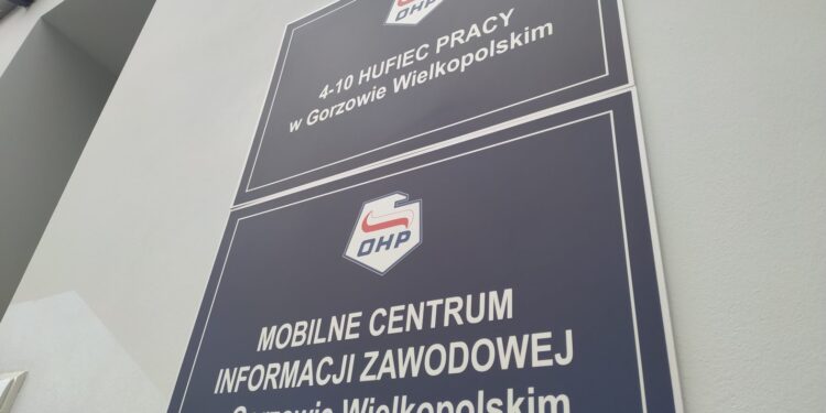 Gorzowski OHP zachęca młodzież do zdobycia zawodu