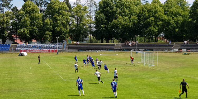 Sparingowe porażki gorzowskich piłkarzy