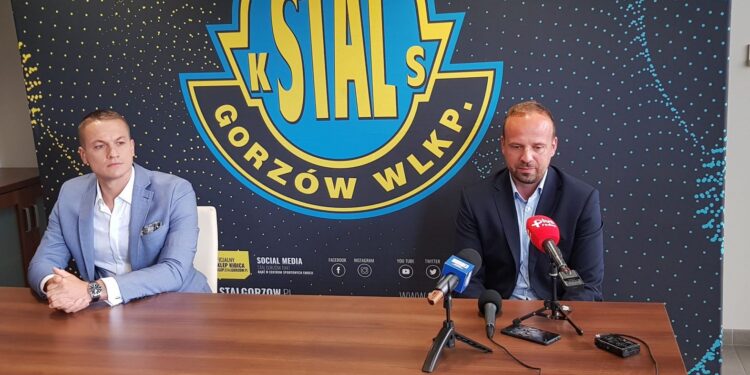 Wyzwanie trenera Serpiny i dyrektora Bartnika