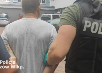 Zaatakował taksówkarkę, jest w rękach policji