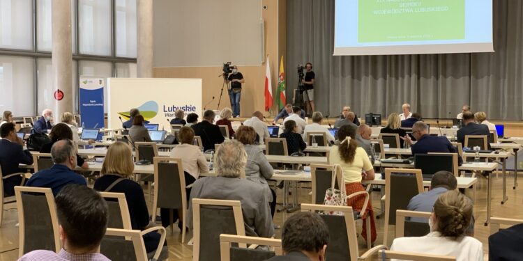 Radni pytają o bony