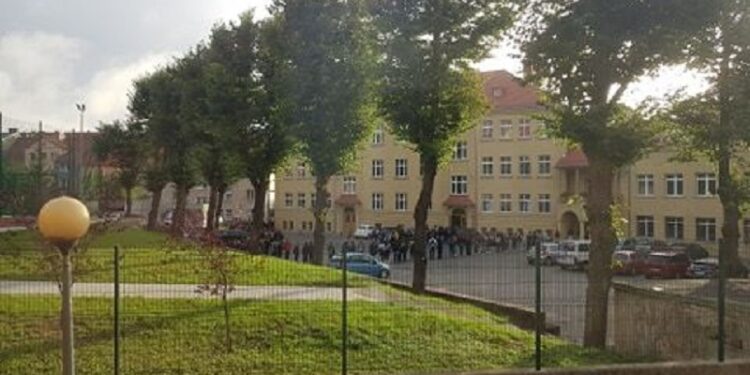 Szkoły przystosowują się do nowych wymogów
