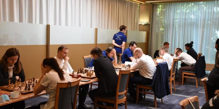 Szachiści Stilonu znów na podium