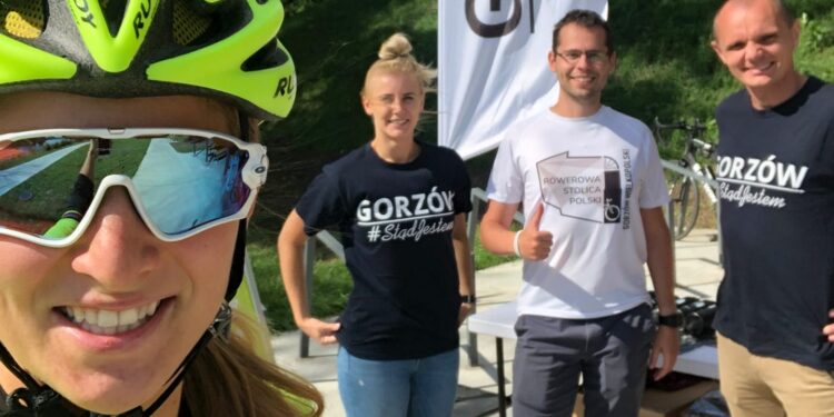 Nasza czołowa wioślarka zaprasza na…rower