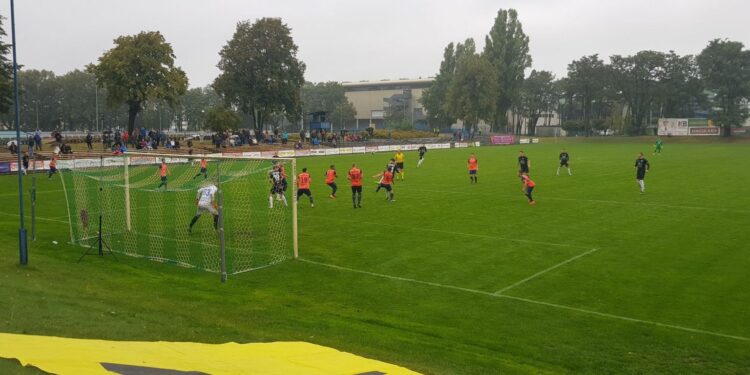 Derby dla Lechii! Zielonogórzanie rozbili gorzowian w drugiej połowie