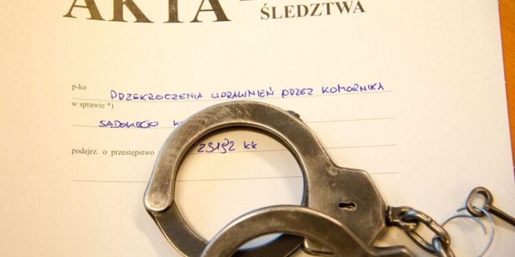 Komornik sądowy oskarżony o przywłaszczenie 2,5 mln zł