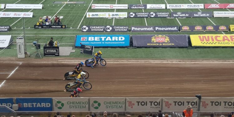 Stal wyszarpała zwycięstwo we Wrocławiu i jest (na 99%) w czwórce!