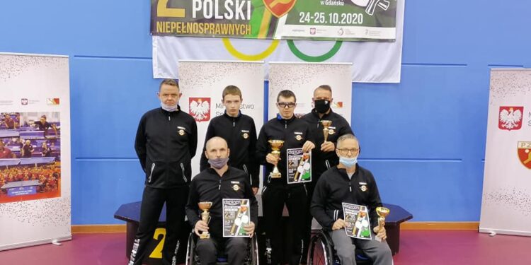 Cztery medale w okrojonym składzie