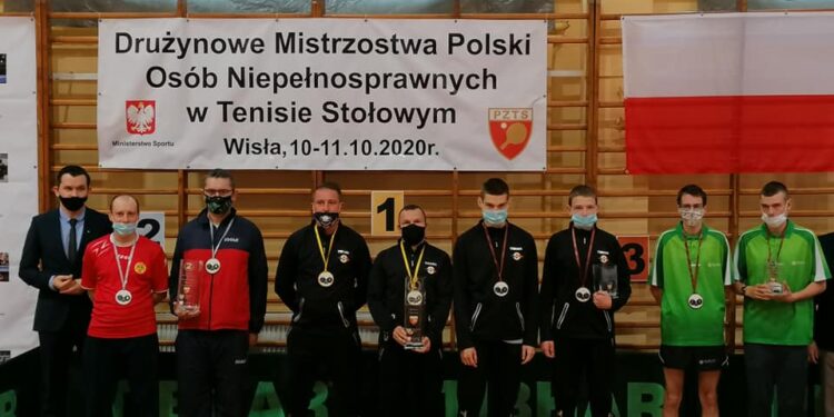 Dwa medale tenisistów stołowych GZSN Start