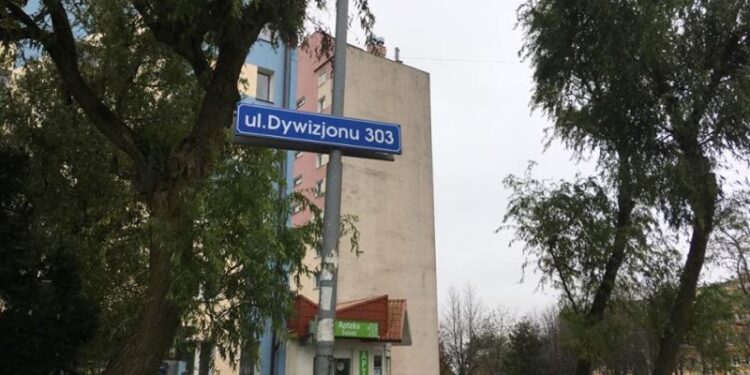 Jednolite tabliczki w mieście?