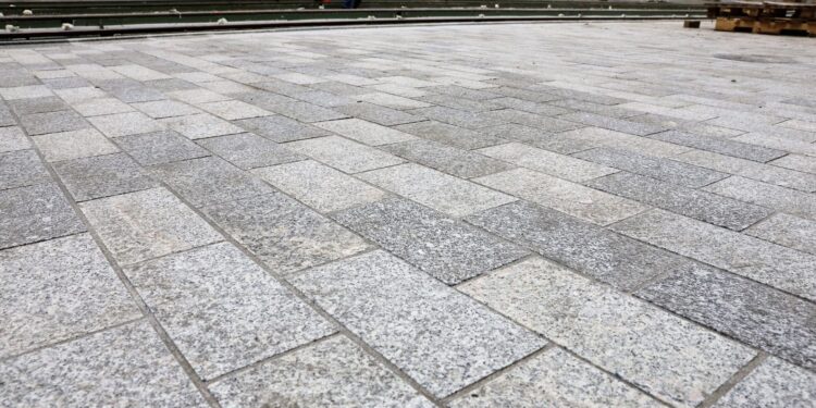 Na Chrobrego znów jest torowisko