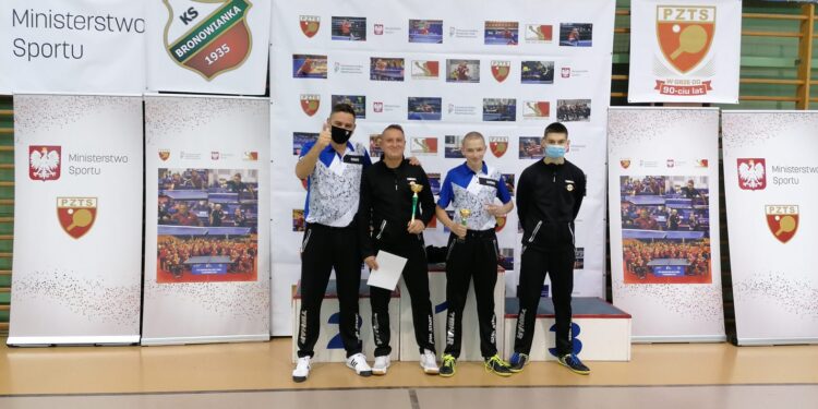 Dwa medale gorzowskich tenisistów stołowych