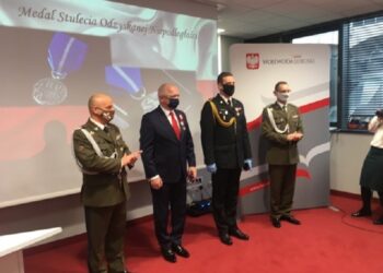 Medale i odznaczenia dla zasłużonych