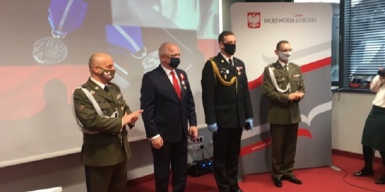 Medale i odznaczenia dla zasłużonych