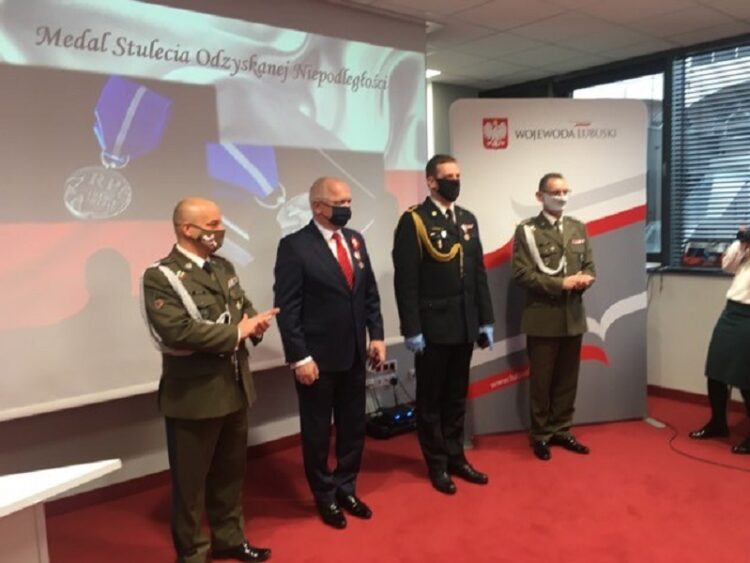 Medale i odznaczenia dla zasłużonych