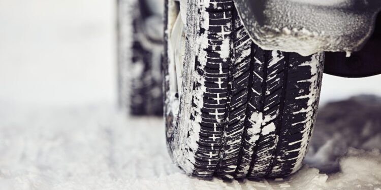 Czym różnią się opony letnie od zimowych? [INFOGRAFIKA]
