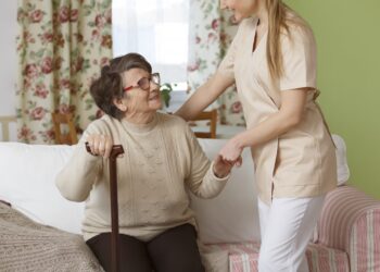 Gorzów szuka NGO do wsparcia seniorów