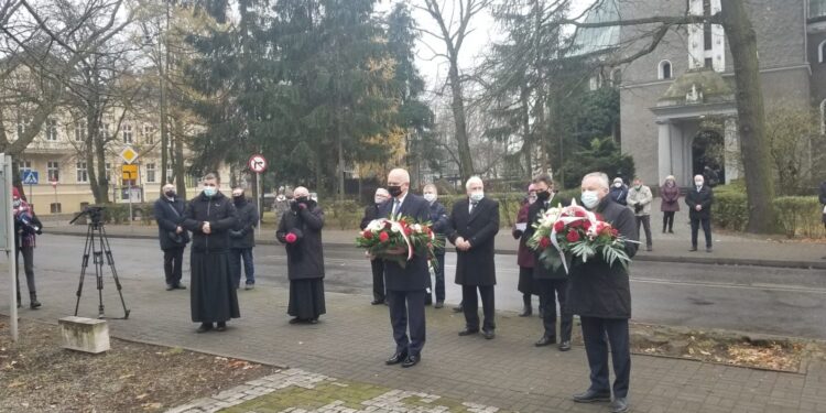 Uczczono 39. rocznicę wprowadzenia stanu wojennego