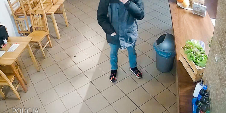 Złodziej napiwków zatrzymany. Na koncie ma inne kradzieże