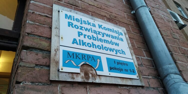 Miejska Komisja Rozwiązywania Problemów Alkoholowych działa mimo pandemii